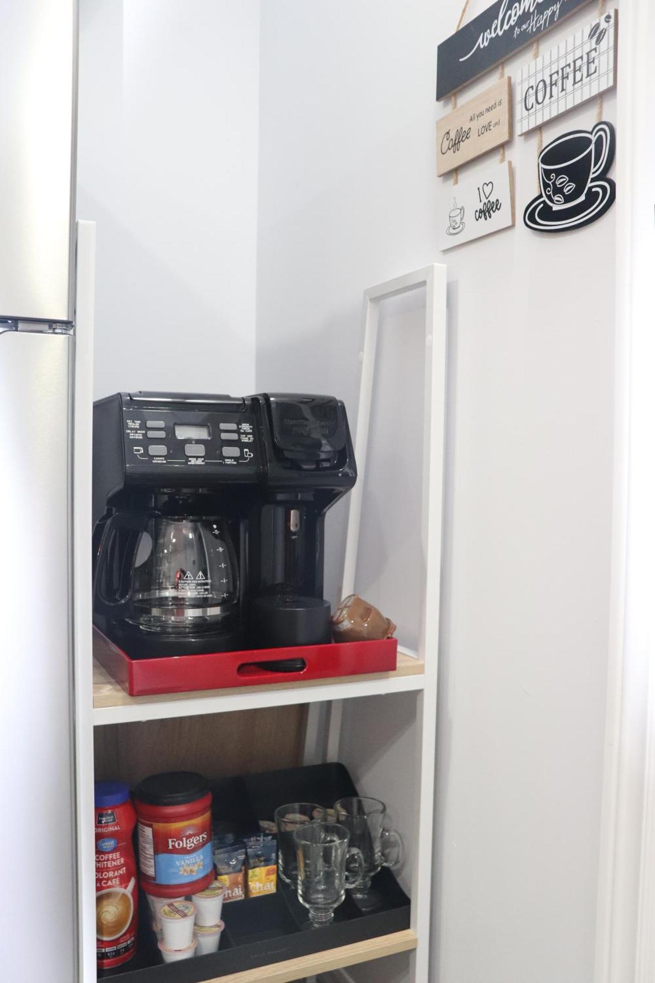 Garden 2 Bedroom Apt - Free Parking Wifi Laundry Workstation ブランプトン エクステリア 写真