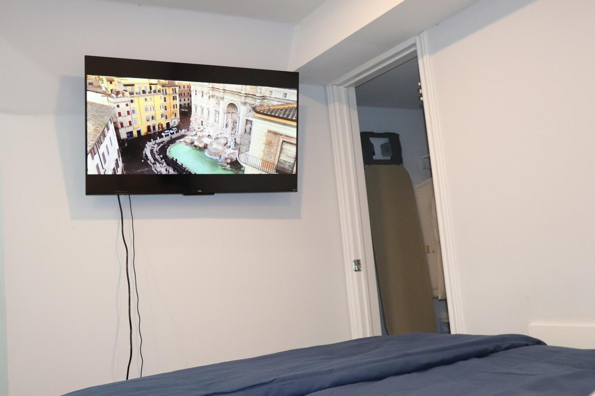 Garden 2 Bedroom Apt - Free Parking Wifi Laundry Workstation ブランプトン エクステリア 写真